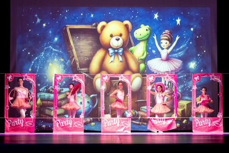 BALET- ČAROVNIJA V OTROŠKI SOBI 24.5.2025 - Valter Leban-6156